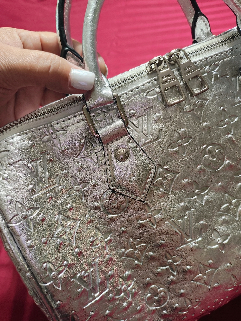 SALE NEW Designer Monogram Speedy Metallic Ostrich Silver Handbag LV MUST HAVE - Picture 3 of 6